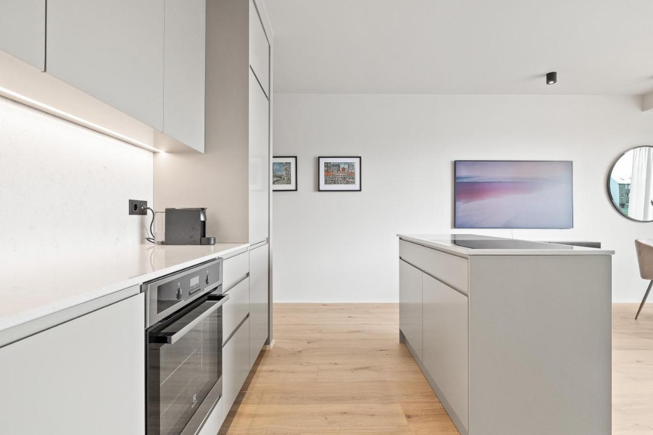 Brand New Downtown Harbor Apartment Рейкьявик Экстерьер фото