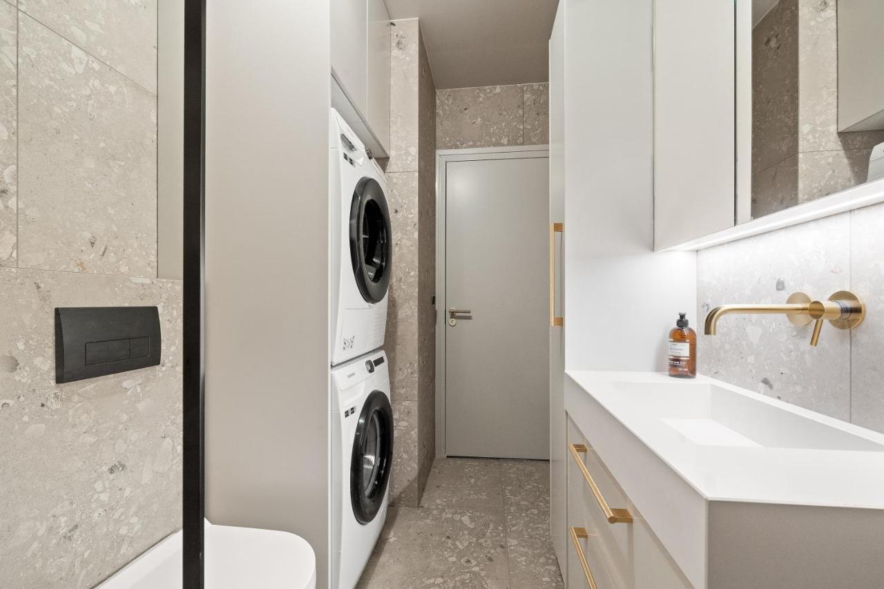 Brand New Downtown Harbor Apartment Рейкьявик Экстерьер фото
