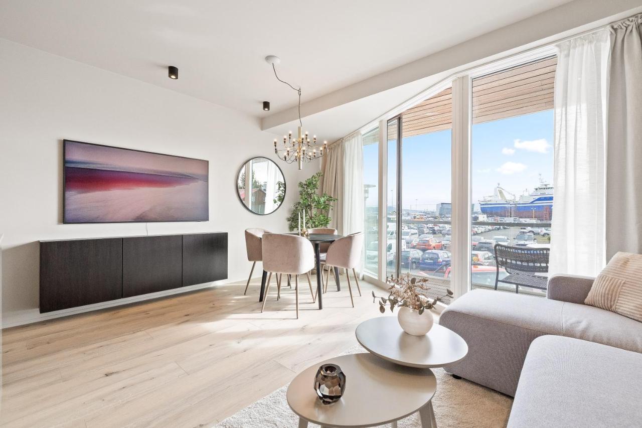 Brand New Downtown Harbor Apartment Рейкьявик Экстерьер фото