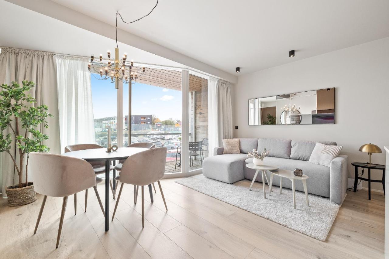 Brand New Downtown Harbor Apartment Рейкьявик Экстерьер фото